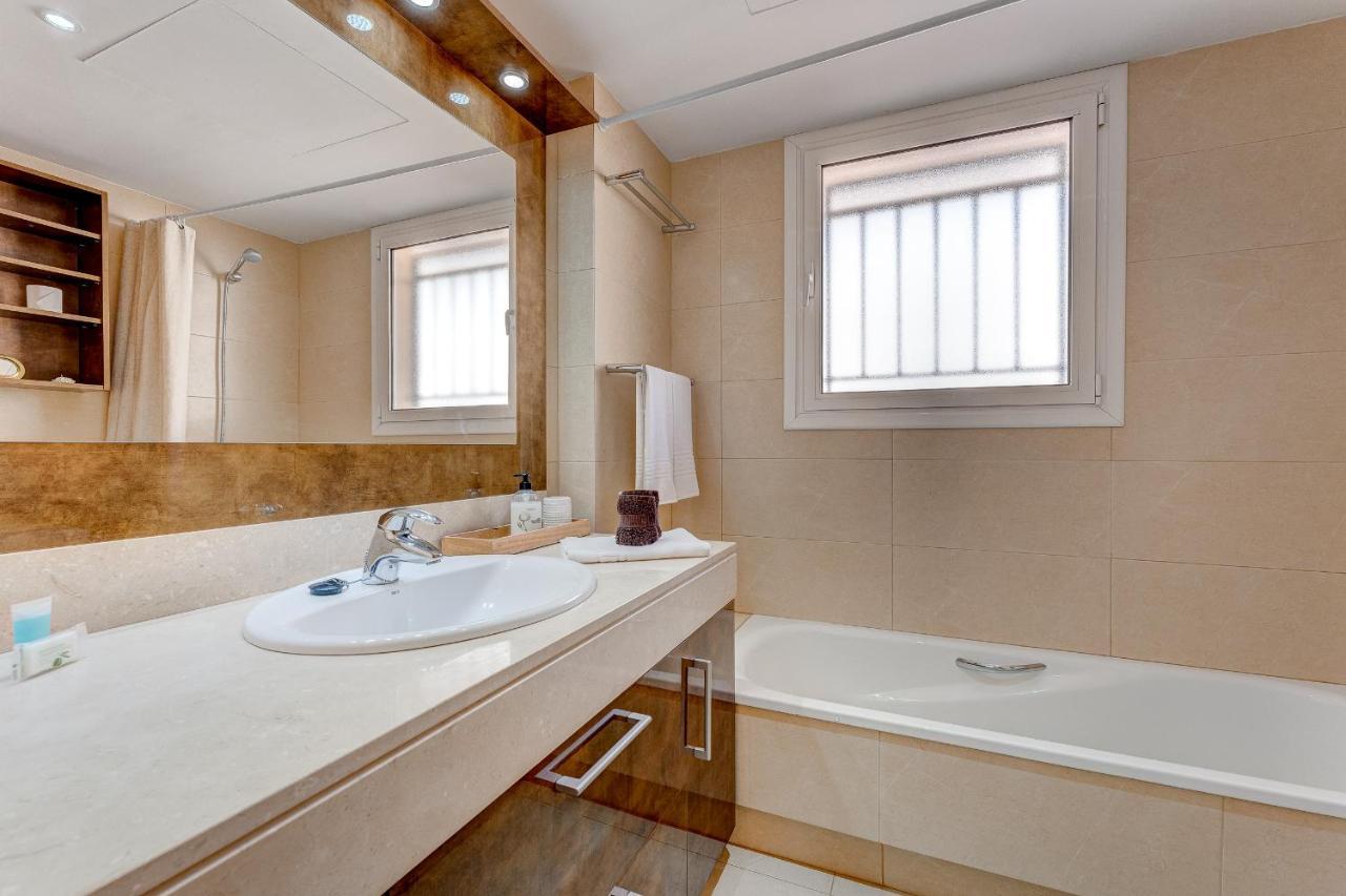 Modern Apartment With Large Terrasse, Bbq, Fast Wifi, 2 Pools Пуэрто-де-Сантьяго Экстерьер фото